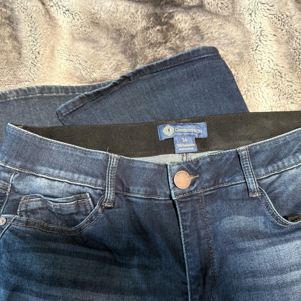 Democracy Women’s Blue Jeans
